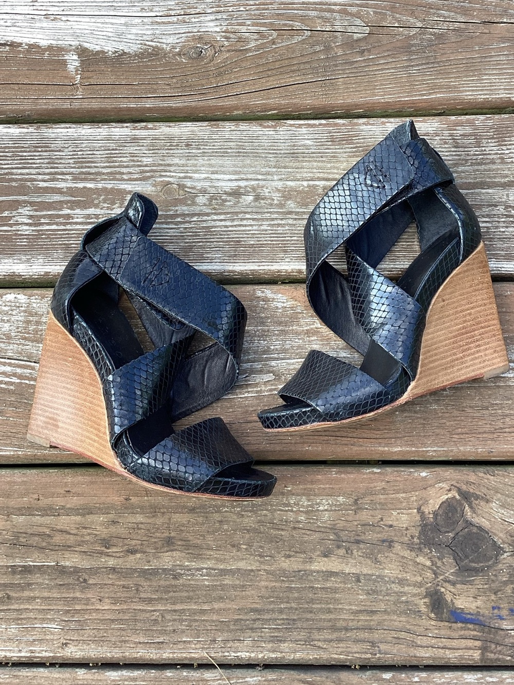 Theory Black Snake Print Strappy Wedge Platform Desisgner Shoes 36.5